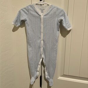 Roller Rabbit infant snap footies